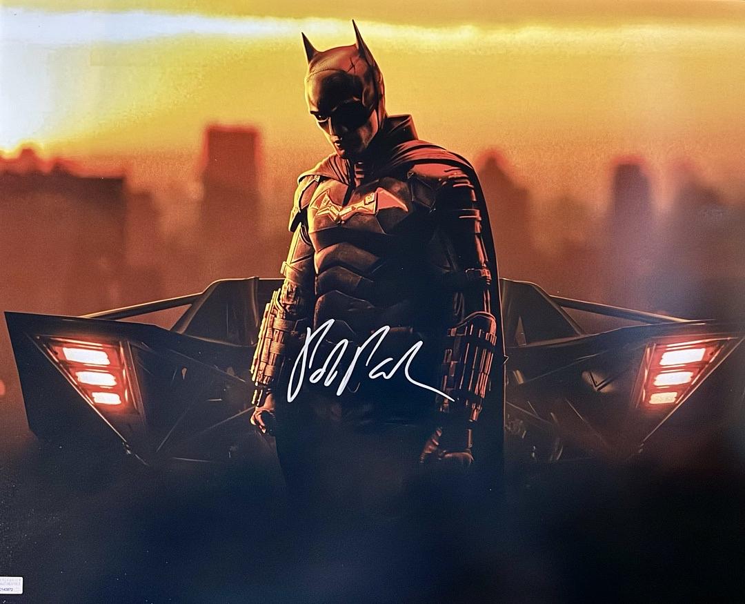 Robert Pattinson signed 16x20 "Batman" - Celebrity Authentics COA